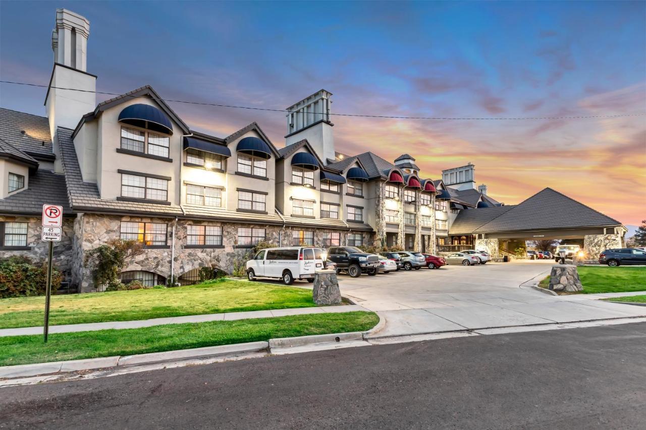 Radisson Hotel Salt Lake City Airport ภายนอก รูปภาพ