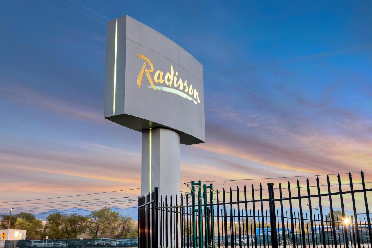 Radisson Hotel Salt Lake City Airport ภายนอก รูปภาพ