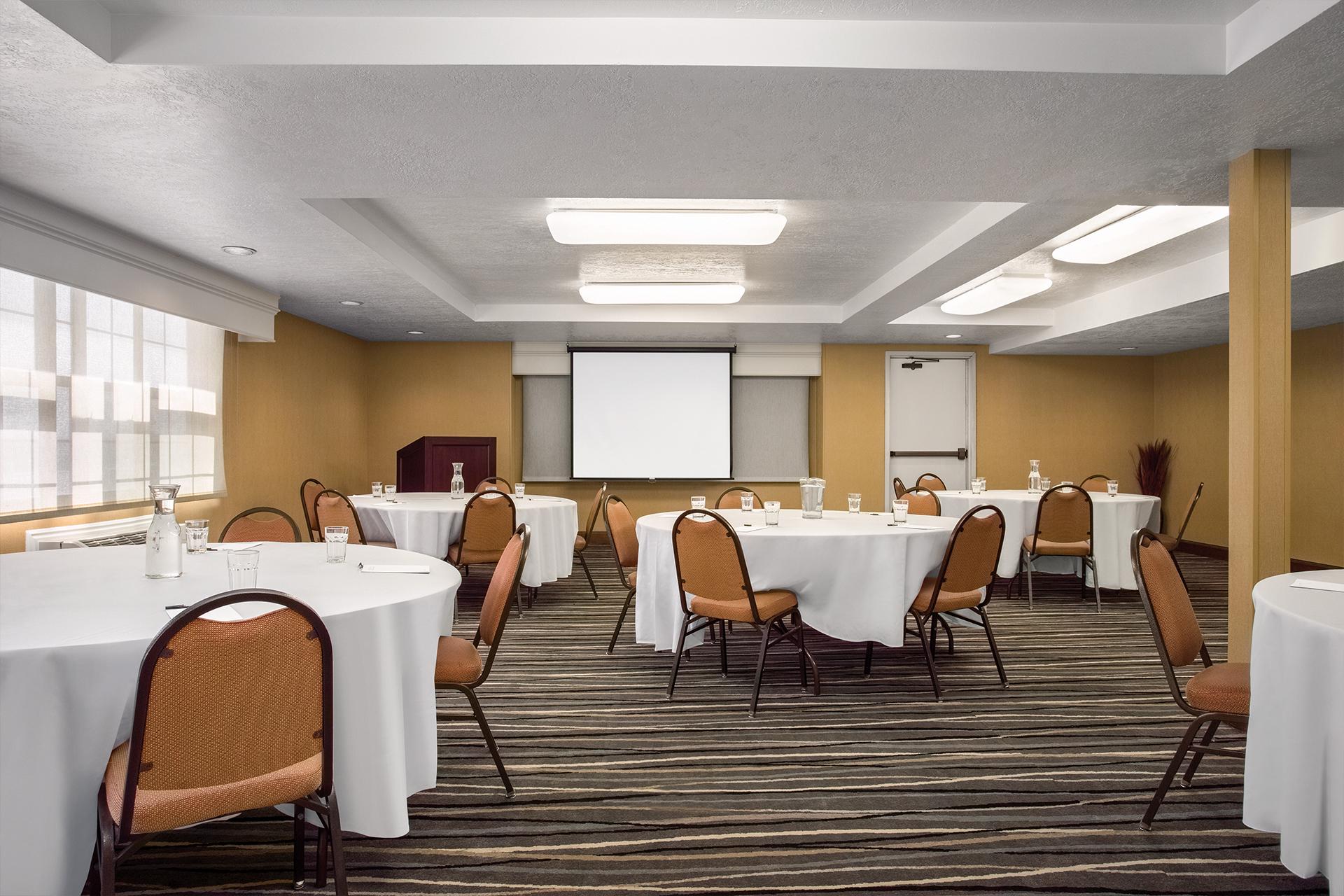 Radisson Hotel Salt Lake City Airport ภายนอก รูปภาพ
