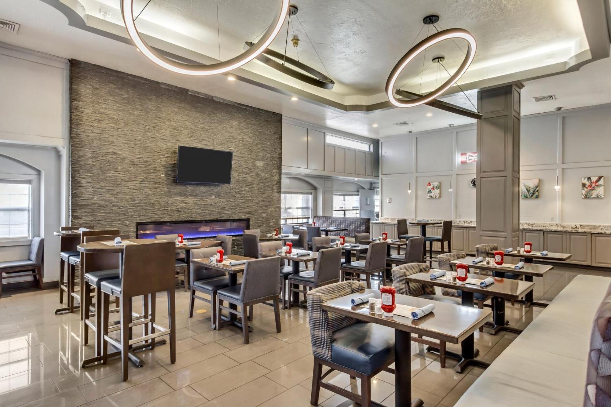 Radisson Hotel Salt Lake City Airport ภายนอก รูปภาพ