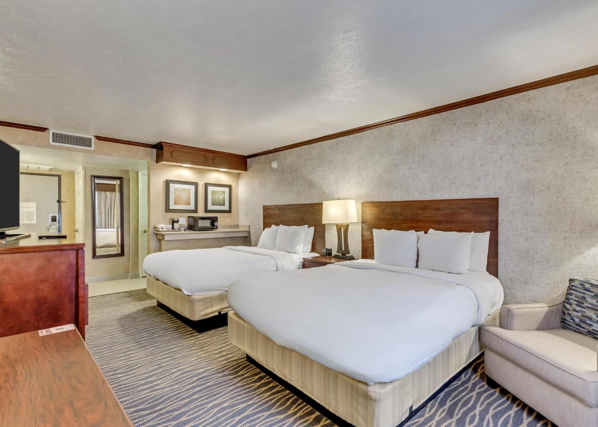 Radisson Hotel Salt Lake City Airport ภายนอก รูปภาพ